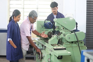 Cylindrical Grinding Machine