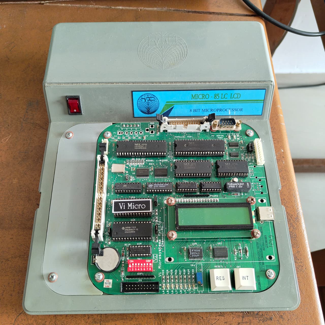 8085 / 8086 microprocessor kit